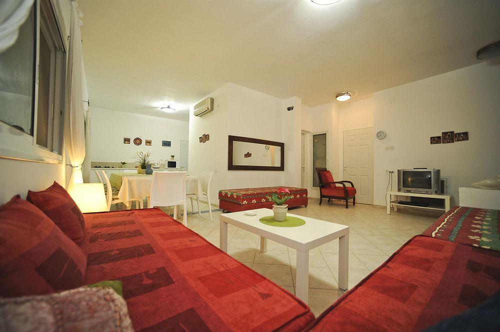 Villa 1000 Αράντ Εξωτερικό φωτογραφία